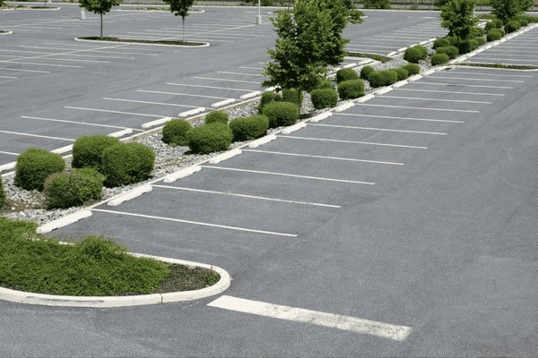 Commercial Asphalt Maintenance: Protecting Your Investment Year-Round